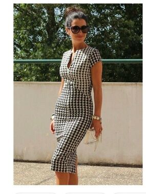 Black And White White Zara Midi Dress for Sale up to 90% Off: Poshmark